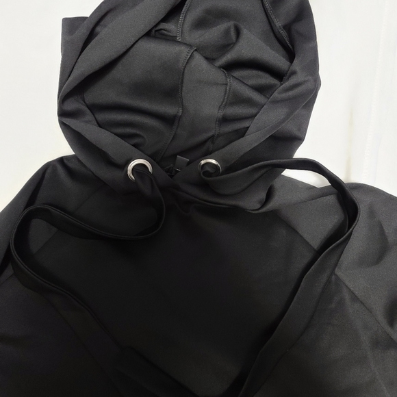 2/25$ 🛍 Missguided cropped Hoodie - Picture 2 of 4